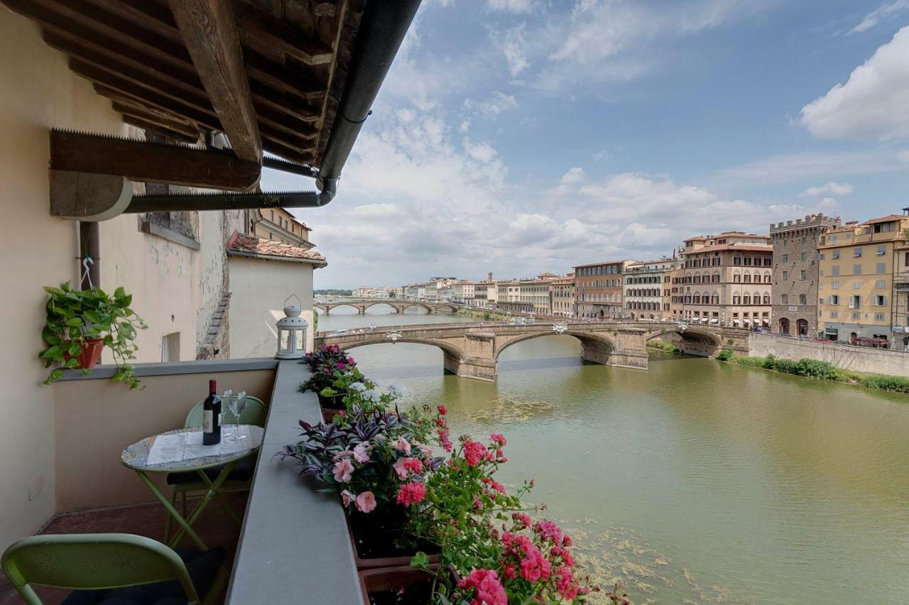 Historical Apartment Spectacular Arno View With Balcony From 12 Th Century. Florence Extérieur photo