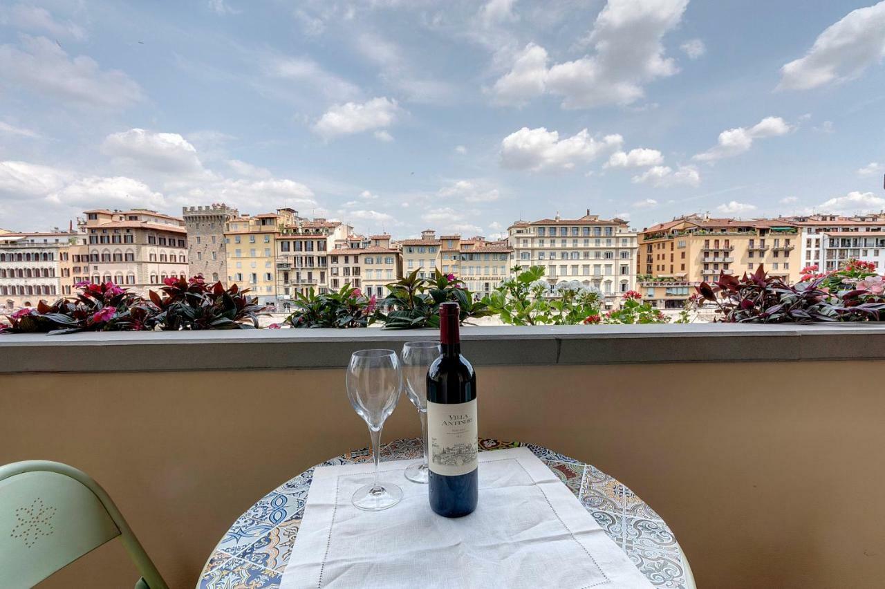 Historical Apartment Spectacular Arno View With Balcony From 12 Th Century. Florence Extérieur photo
