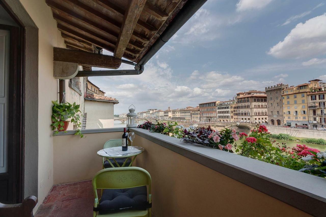 Historical Apartment Spectacular Arno View With Balcony From 12 Th Century. Florence Extérieur photo